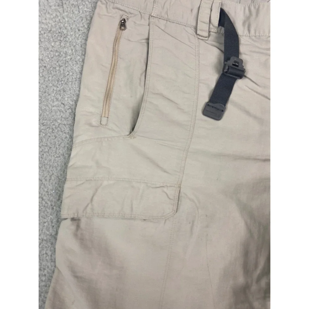The North Face Mens Tan Nylon Hiking Cargo Shorts XL Long Integrated Belt‎